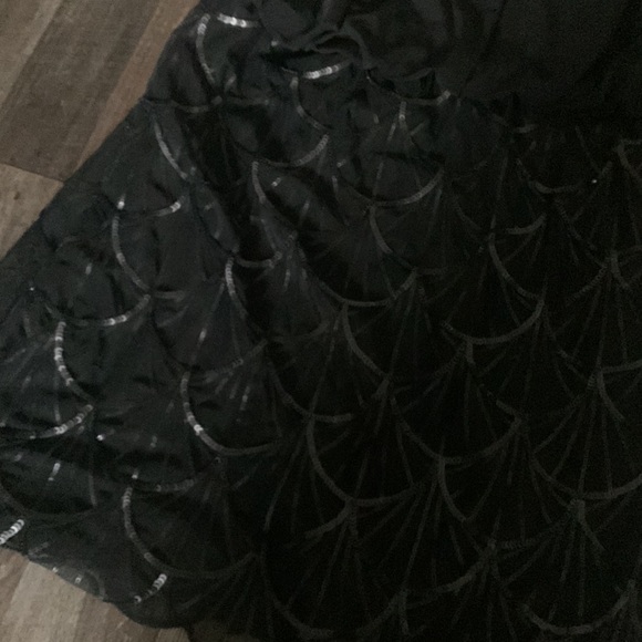 Gothic Mermaid Dress - Picture 3 of 5